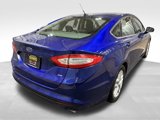 Used 2015 Ford Fusion SE image 3