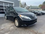Used 2013 Toyota Sienna XLE image 3