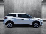 Used 2022 Nissan Kicks S image 4