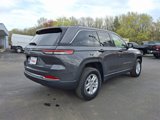 Used 2022 Jeep Grand Cherokee Laredo w/ Luxury Tech Group I image 6
