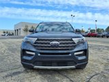 Used 2022 Ford Explorer XLT w/ Equipment Group 202A image 2