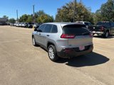 Used 2014 Jeep Cherokee Sport image 3