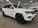 Used 2018 Jeep Grand Cherokee Altitude image 2