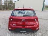 Used 2024 Hyundai Venue Limited image 4