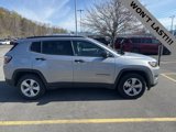 Used 2018 Jeep Compass Latitude w/ Cold Weather Group image 2