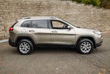Used 2017 Jeep Cherokee Latitude w/ Cold Weather Group image 3