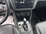 Used 2021 Volkswagen Tiguan SE image 3