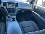Used 2021 Jeep Grand Cherokee Laredo image 4