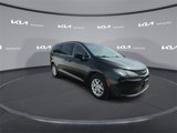 Used 2017 Chrysler Pacifica LX image 2