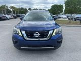 Used 2017 Nissan Pathfinder SV image 3