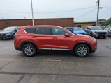 Used 2019 Hyundai Santa Fe SEL image 2