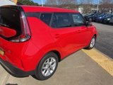 Used 2023 Kia Soul LX w/ Option Group 015 image 3