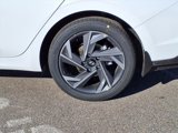 New 2025 Hyundai Elantra Sport image 5
