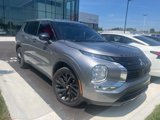 Used 2023 Mitsubishi Outlander SE image 3