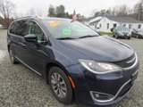 Used 2020 Chrysler Pacifica Touring-L Plus image 2