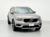 Certified 2022 Volvo XC40 T5 Momentum w/ Premium Package image 2
