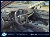 Used 2022 Nissan Rogue SV w/ SV Premium Package image 4