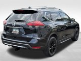 Used 2017 Nissan Rogue SV w/ Midnight Edition image 6
