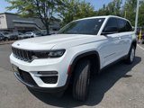 Used 2023 Jeep Grand Cherokee Limited image 3