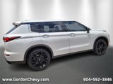 Used 2022 Mitsubishi Outlander SE image 5