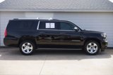 Used 2018 Chevrolet Suburban Premier image 2
