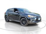 Used 2017 Mitsubishi Outlander Sport ES image 1