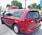 Used 2018 Chrysler Pacifica Touring-L Plus image 4