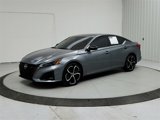 Used 2023 Nissan Altima 2.5 SR w/ SR Premium Package image 3