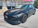 Used 2023 Hyundai Elantra SEL image 3