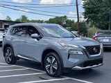 Used 2021 Nissan Rogue Platinum image 3