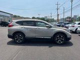 Used 2019 Honda CR-V Touring image 2