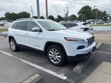 Used 2016 Jeep Cherokee Limited image 3