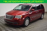 Used 2016 Chrysler Town & Country Touring w/ Driver Convenience Group image 2