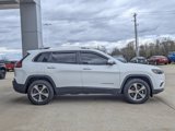 Used 2021 Jeep Cherokee Limited image 6