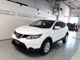 Used 2018 Nissan Rogue Sport S image 2