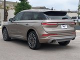 Used 2021 Lincoln Corsair Reserve image 5