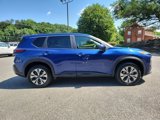 Used 2023 Nissan Rogue SV image 3