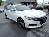 Used 2018 Honda Accord Sport image 3
