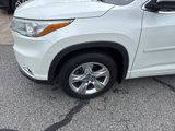 Used 2016 Toyota Highlander Limited image 3