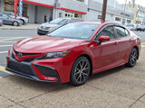 Used 2024 Toyota Camry SE image 3