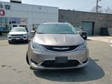 Used 2017 Chrysler Pacifica Touring-L image 2