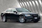 Used 2019 Chrysler 300 Touring L w/ Quick Order Package 22F image 2