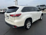 Used 2016 Toyota Highlander Limited image 3