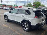 Used 2019 Jeep Cherokee Limited image 5