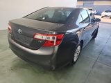 Used 2014 Toyota Camry LE image 2