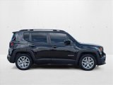 Used 2015 Jeep Renegade Latitude w/ Popular Equipment Group image 4