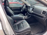 Used 2018 Toyota Highlander SE image 4