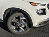 Used 2025 Hyundai Venue SEL image 5