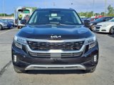 Certified 2022 Kia Seltos SX w/ Sunroof Package image 2