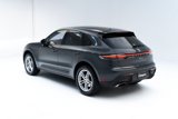 Certified 2022 Porsche Macan image 3